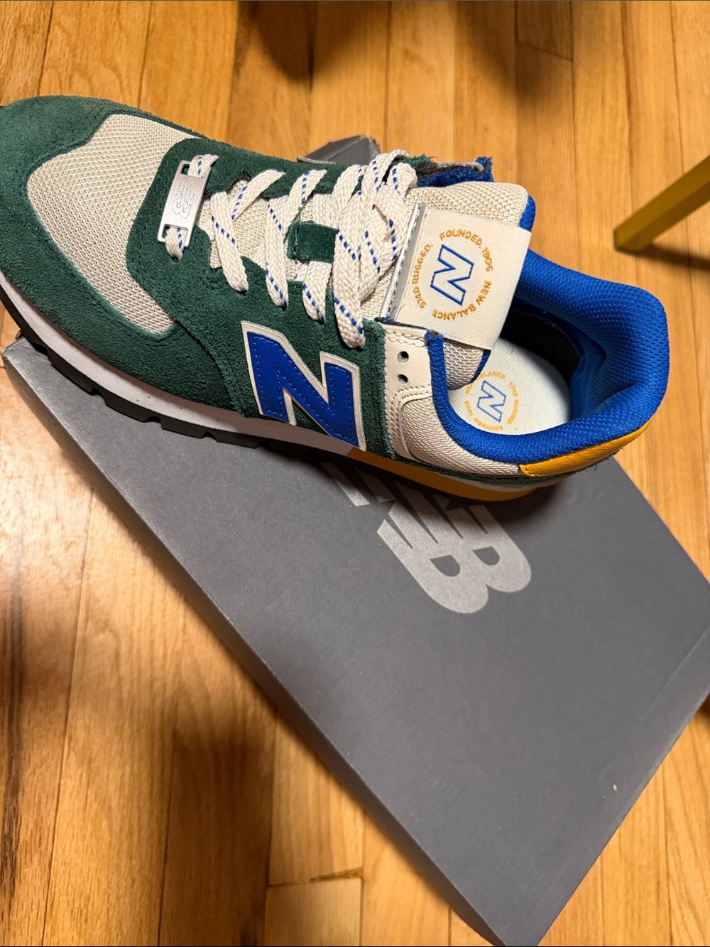 New Balance Green, Blue & Cream Retro Trainer